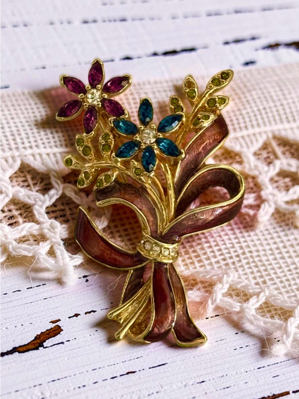 VTG Monet Floral Bouquet Ribbon Bow Brooch Enamel Pin GP Rhinestones 1980s